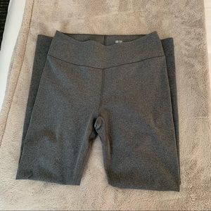 UNIQLO LEGGINGS